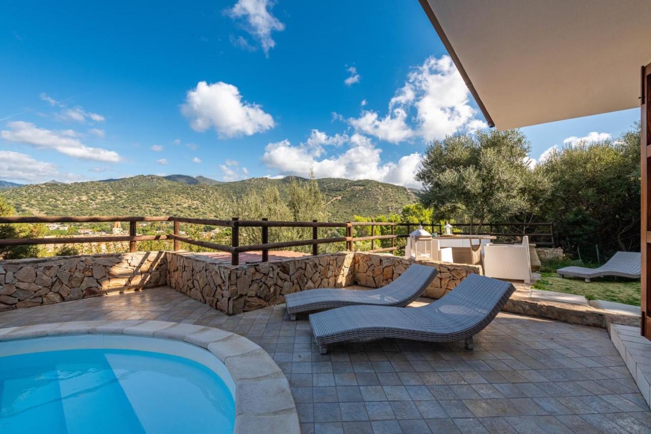 Villa Acquamarina Semi Detached Villa With Private Pool And Wifi Torre delle Stelle Bagian luar foto