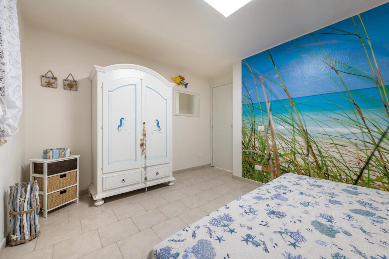 Villa Acquamarina Semi Detached Villa With Private Pool And Wifi Torre delle Stelle Bagian luar foto