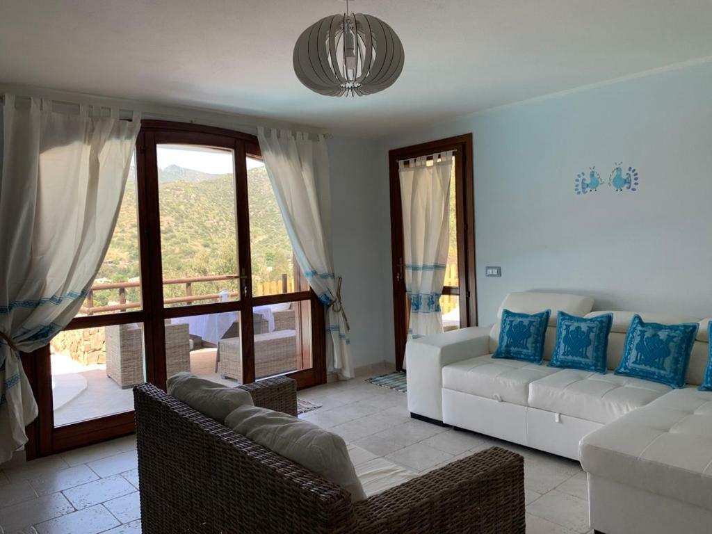 Villa Acquamarina Semi Detached Villa With Private Pool And Wifi Torre delle Stelle Bagian luar foto