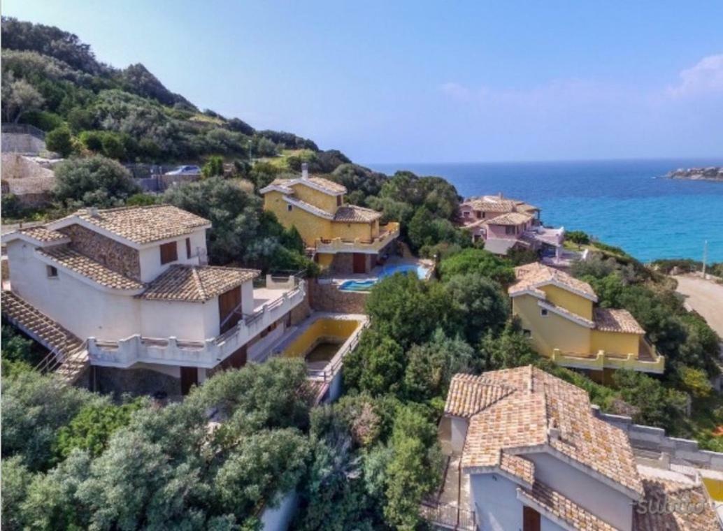 Villa Acquamarina Semi Detached Villa With Private Pool And Wifi Torre delle Stelle Bagian luar foto