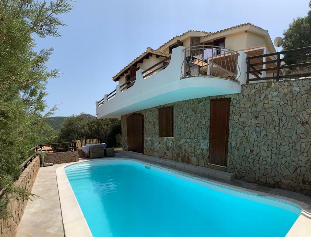 Villa Acquamarina Semi Detached Villa With Private Pool And Wifi Torre delle Stelle Bagian luar foto