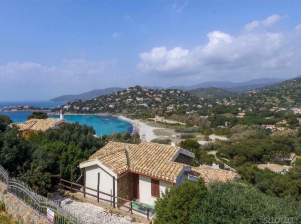 Villa Acquamarina Semi Detached Villa With Private Pool And Wifi Torre delle Stelle Bagian luar foto